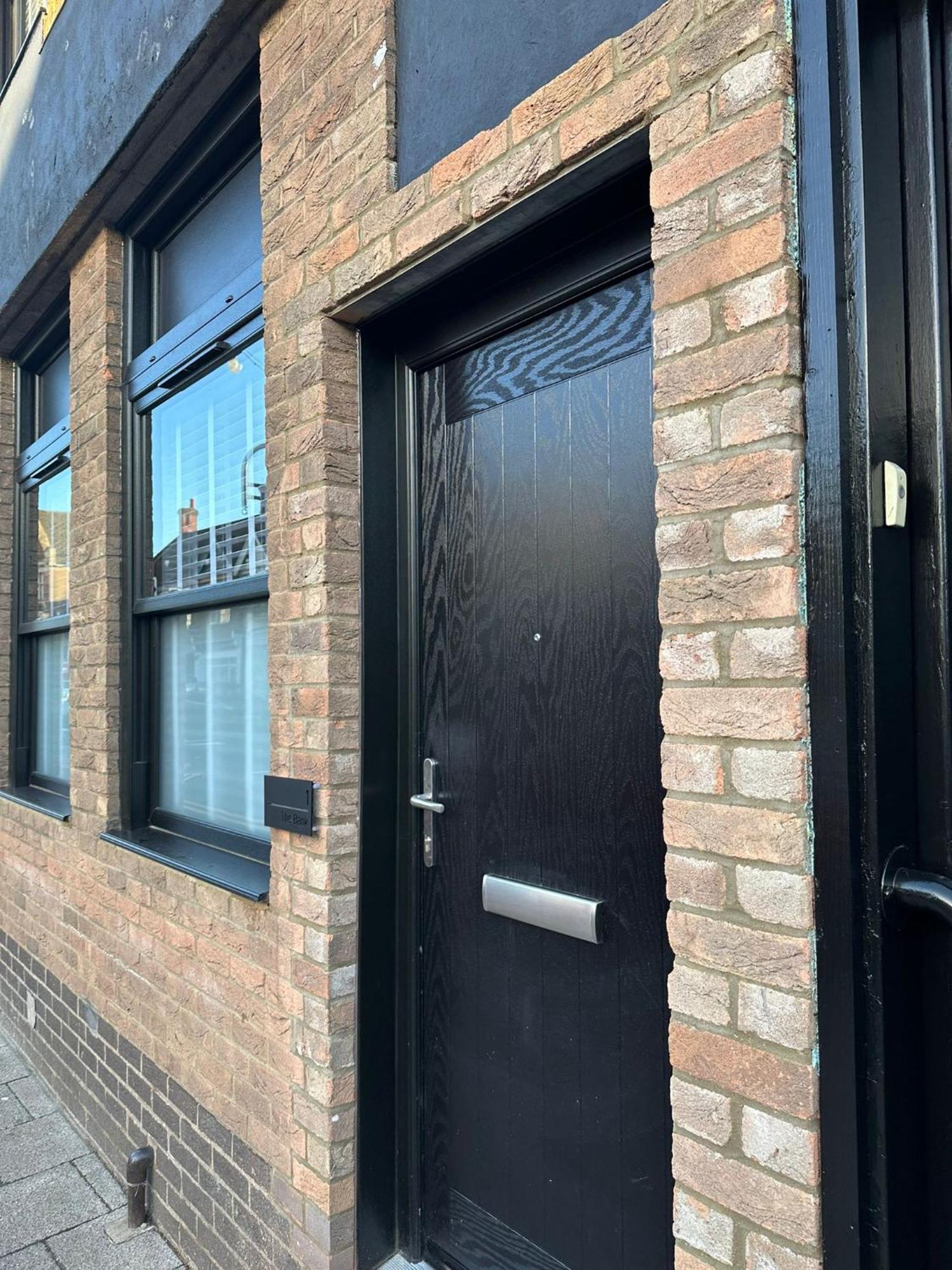 Spacious Modern 1 Bed Apartments In St Neots - Perfect For Contractors & Professionals - Free Parking - Wifi - Fully Equipped Kitchen - Smart Tv Ideal For Work Stays And Long Projects 外观 照片