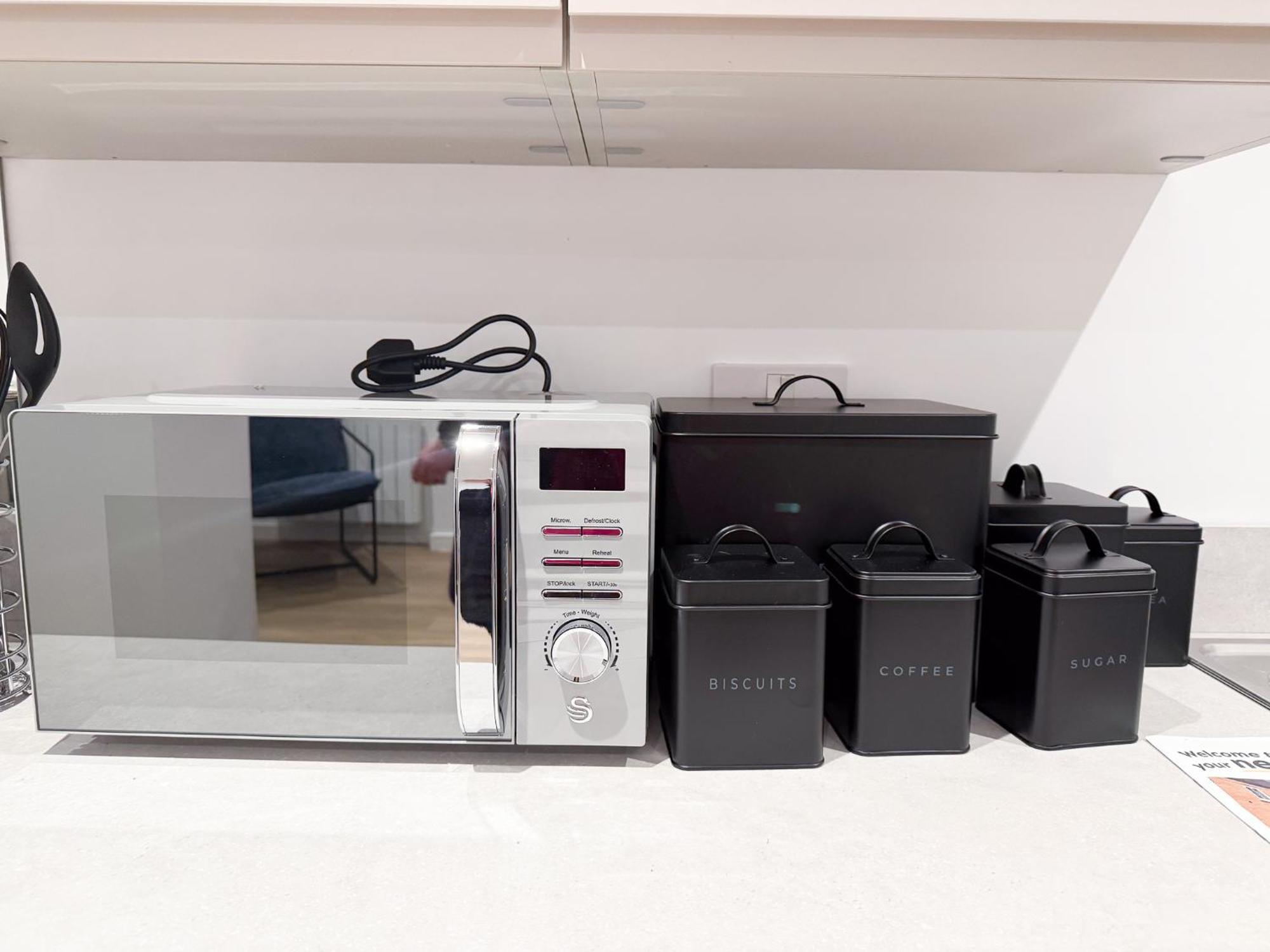 Spacious Modern 1 Bed Apartments In St Neots - Perfect For Contractors & Professionals - Free Parking - Wifi - Fully Equipped Kitchen - Smart Tv Ideal For Work Stays And Long Projects 外观 照片