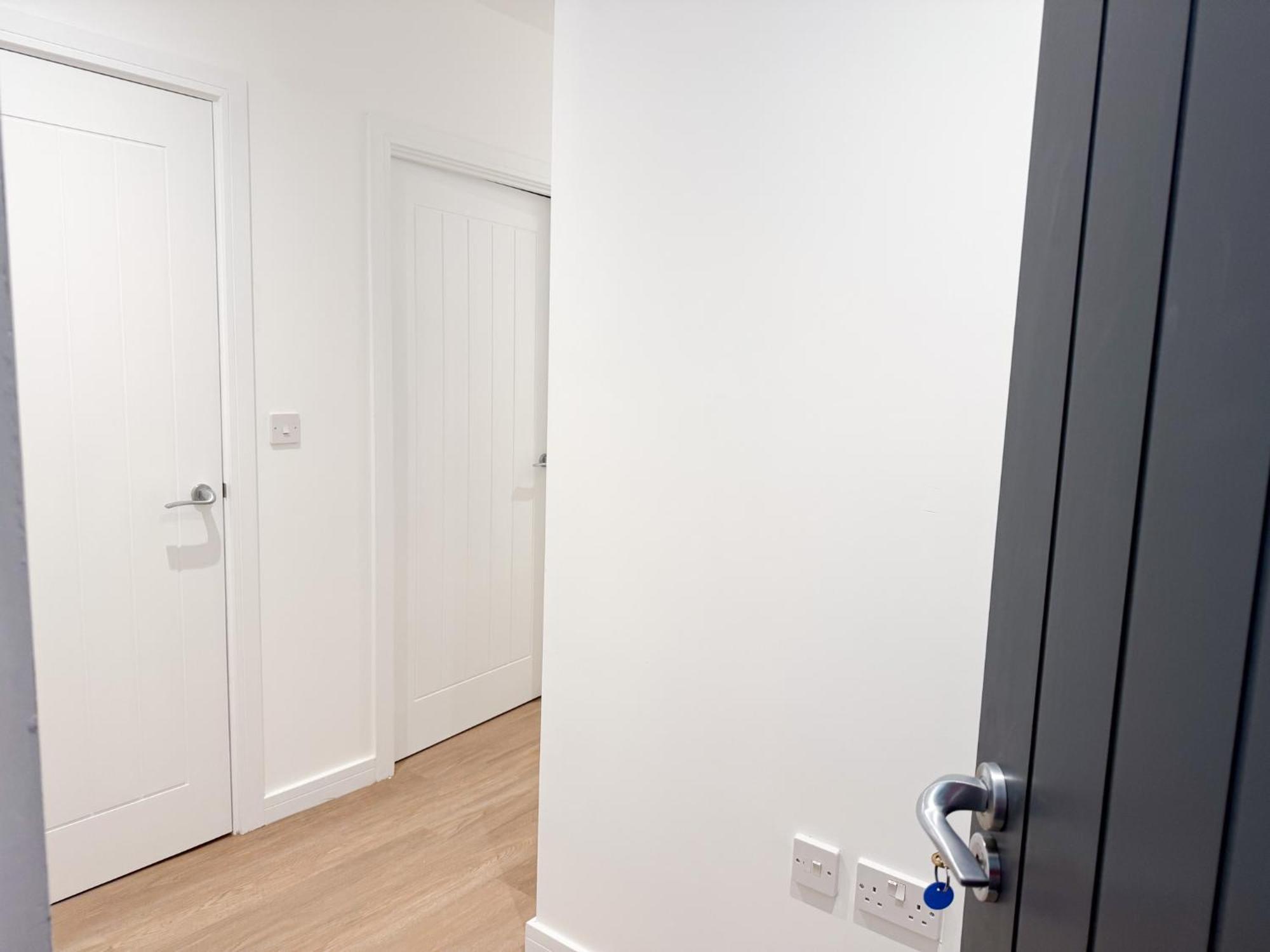 Spacious Modern 1 Bed Apartments In St Neots - Perfect For Contractors & Professionals - Free Parking - Wifi - Fully Equipped Kitchen - Smart Tv Ideal For Work Stays And Long Projects 外观 照片