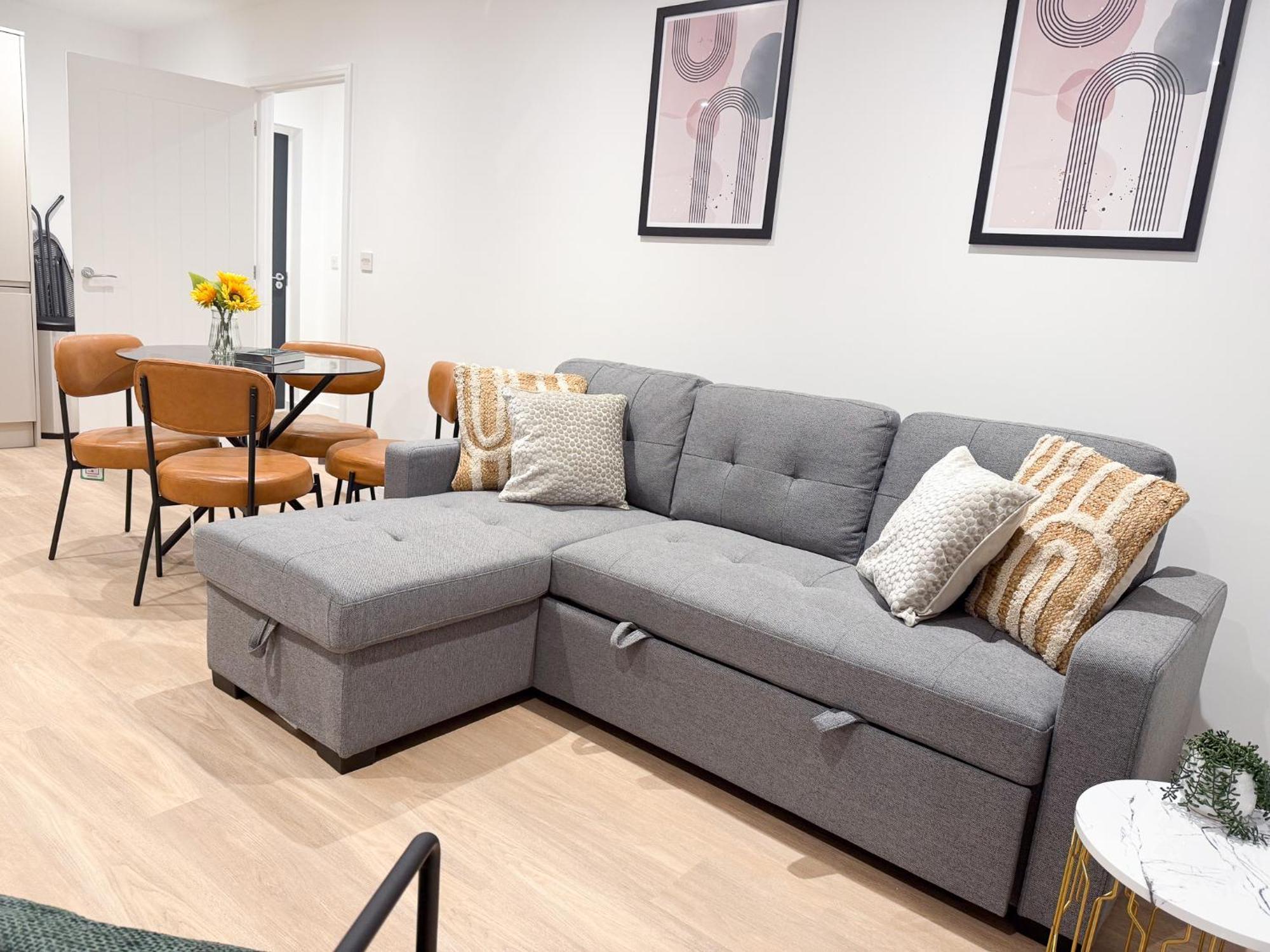 Spacious Modern 1 Bed Apartments In St Neots - Perfect For Contractors & Professionals - Free Parking - Wifi - Fully Equipped Kitchen - Smart Tv Ideal For Work Stays And Long Projects 外观 照片