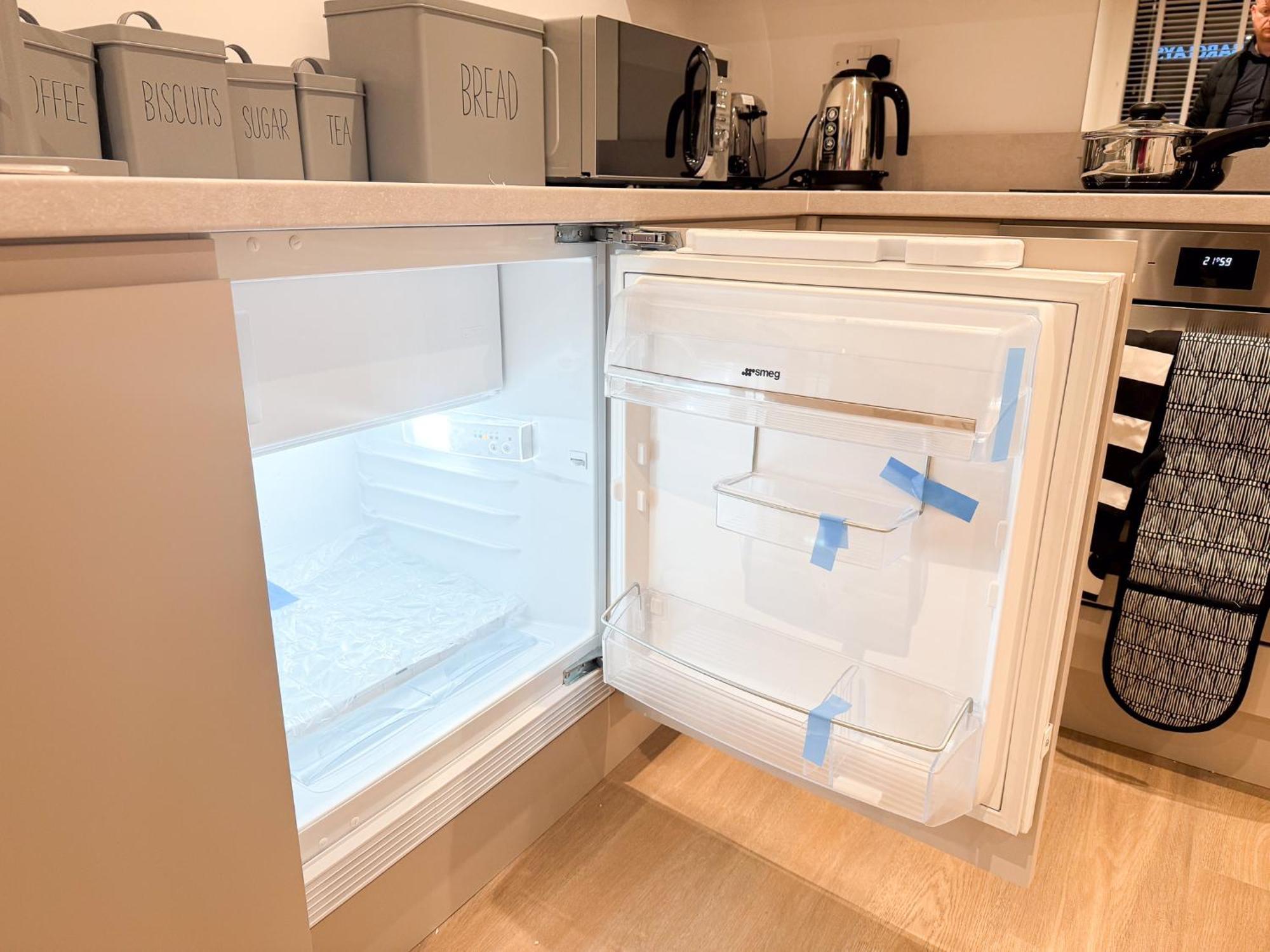 Spacious Modern 1 Bed Apartments In St Neots - Perfect For Contractors & Professionals - Free Parking - Wifi - Fully Equipped Kitchen - Smart Tv Ideal For Work Stays And Long Projects 外观 照片